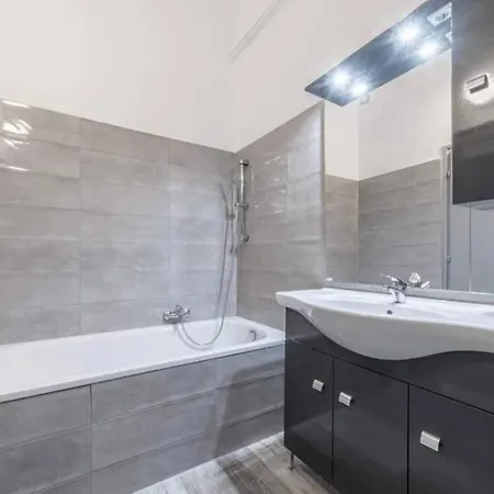 Sunshine Apartment Διαμέρισμα *