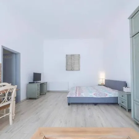 Sunshine Apartment Διαμέρισμα Πράγα